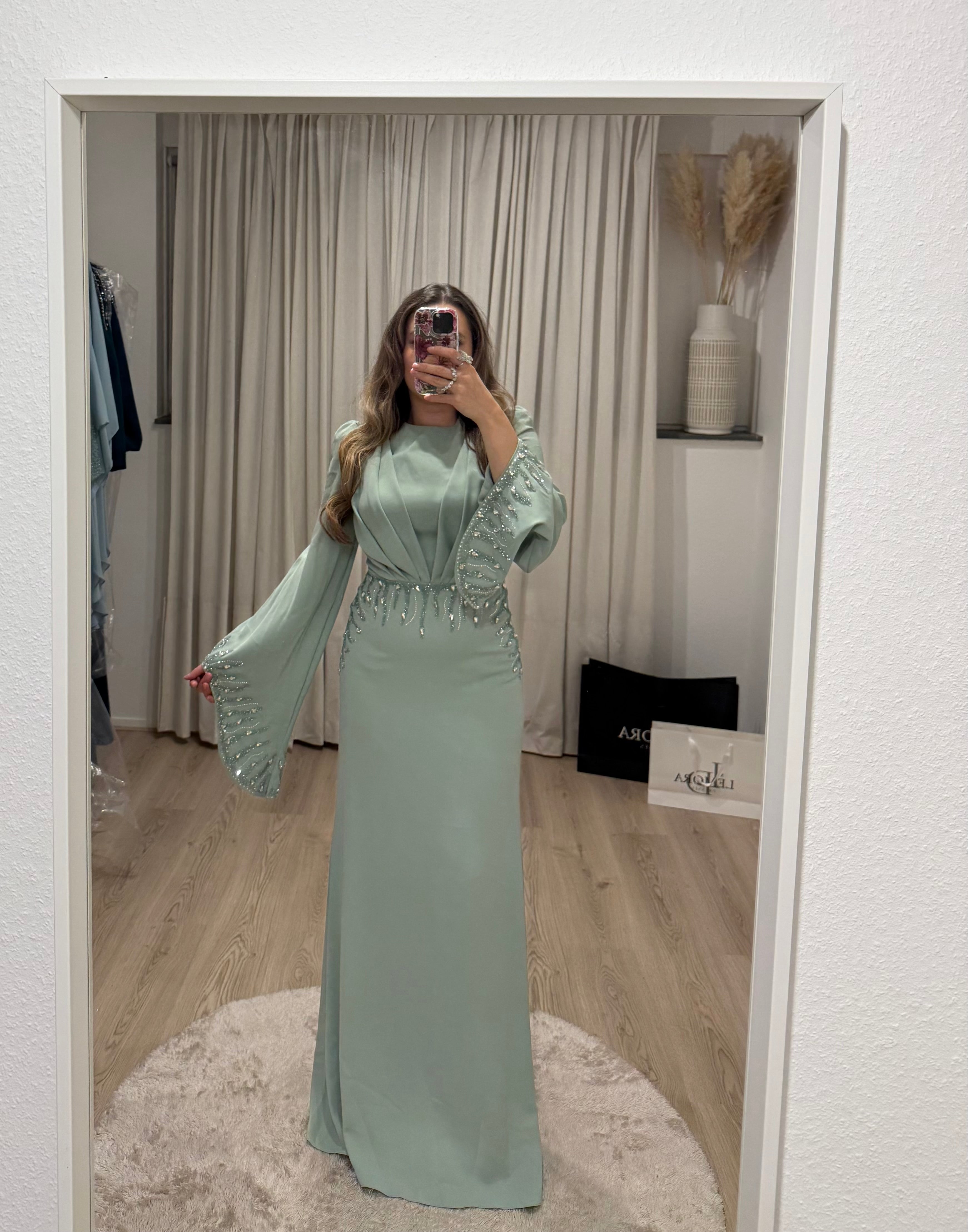 Lèmora Dresses