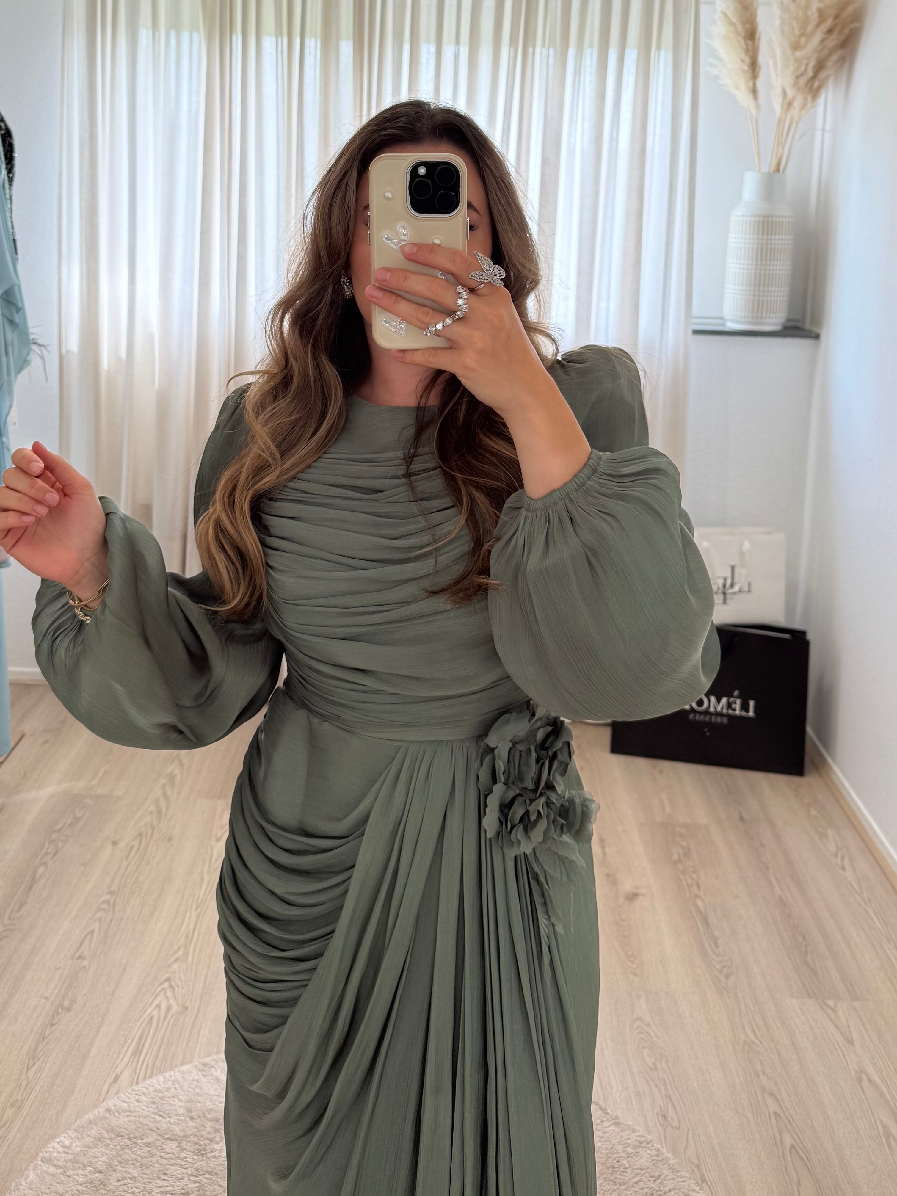 Lèmora Dresses