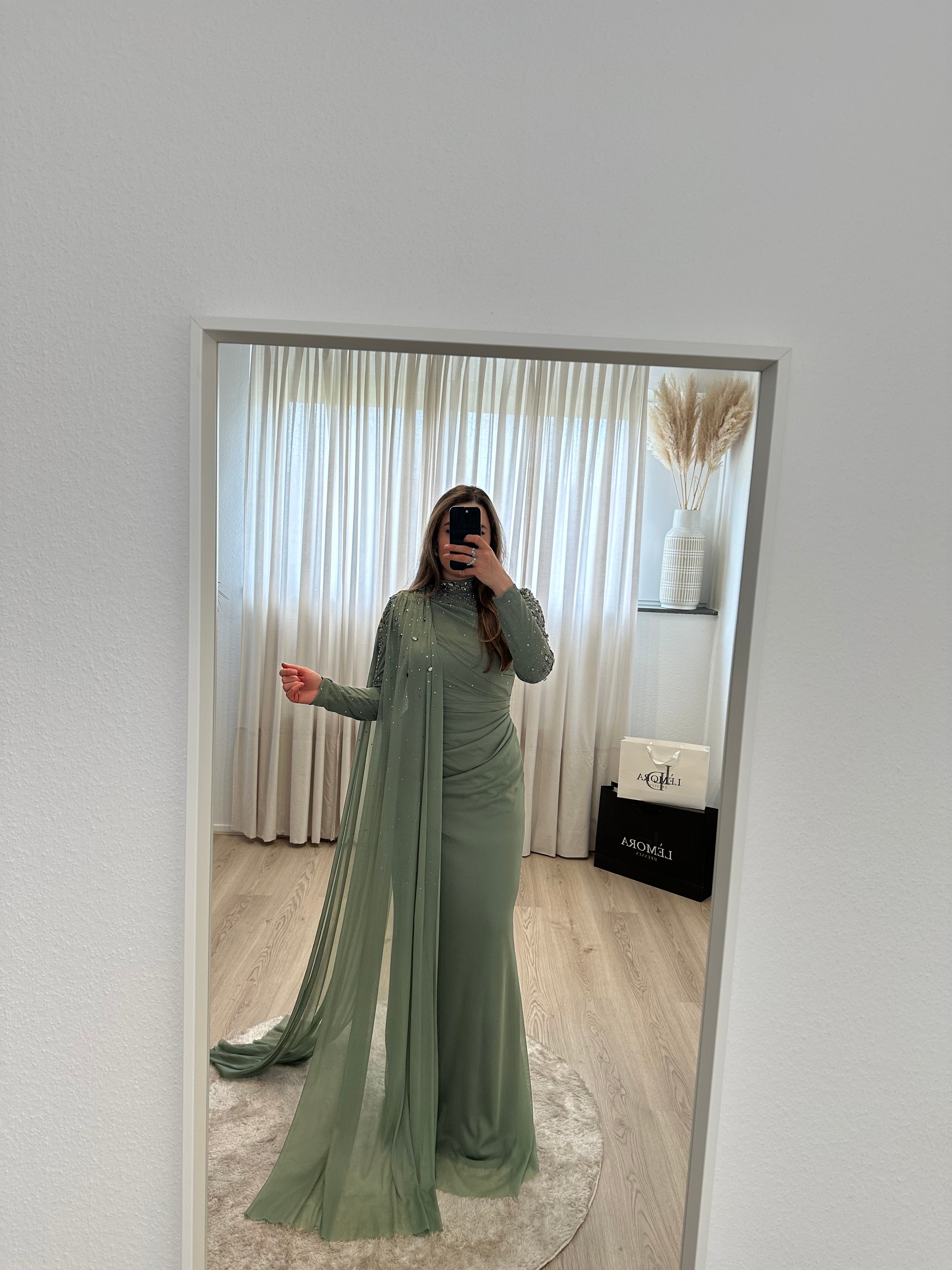 Lèmora Dresses