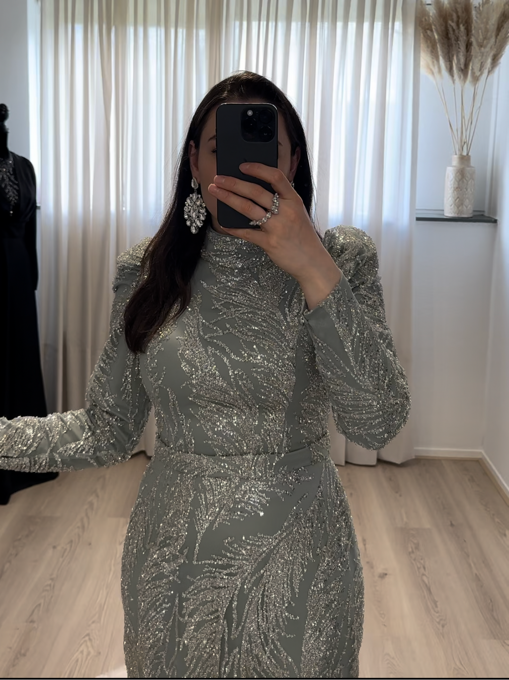 LARA DRESS