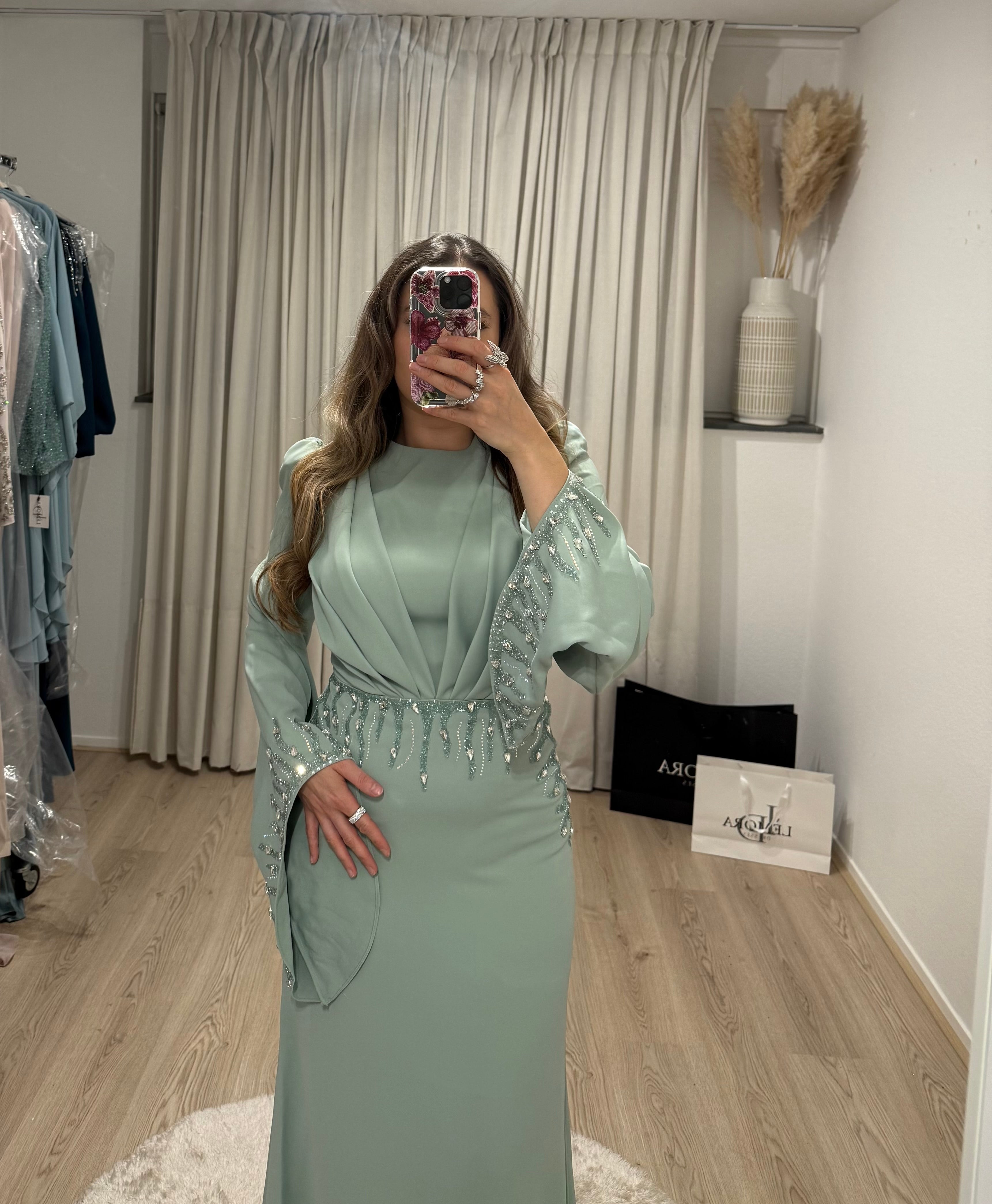 Lèmora Dresses