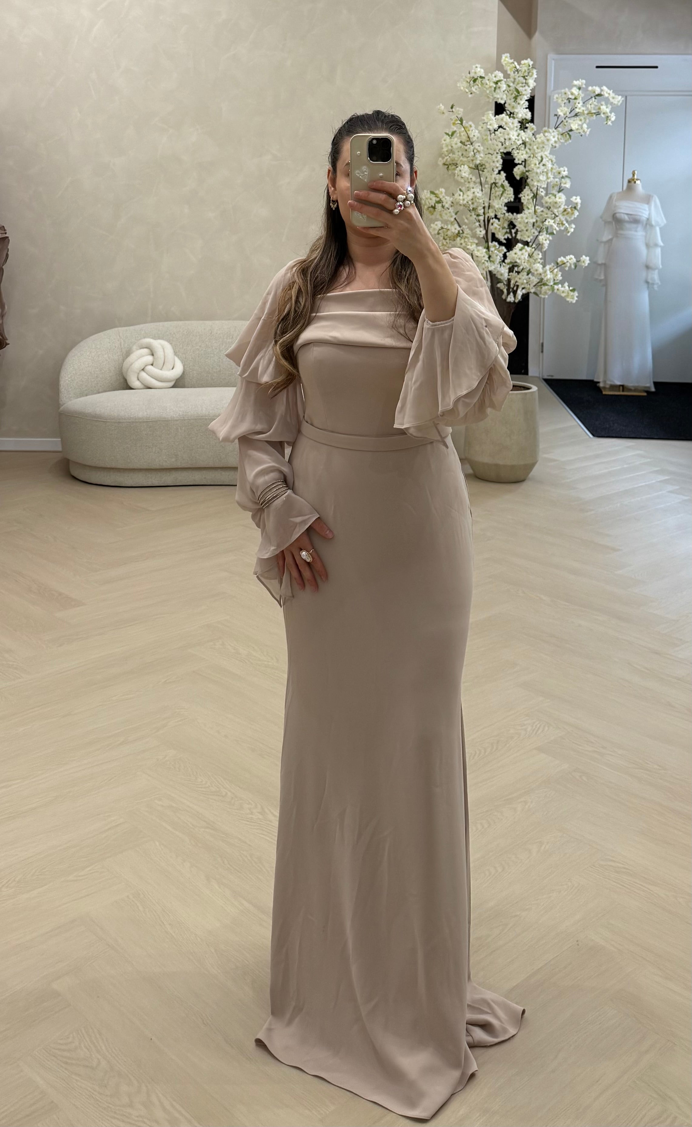 Lèmora Dresses