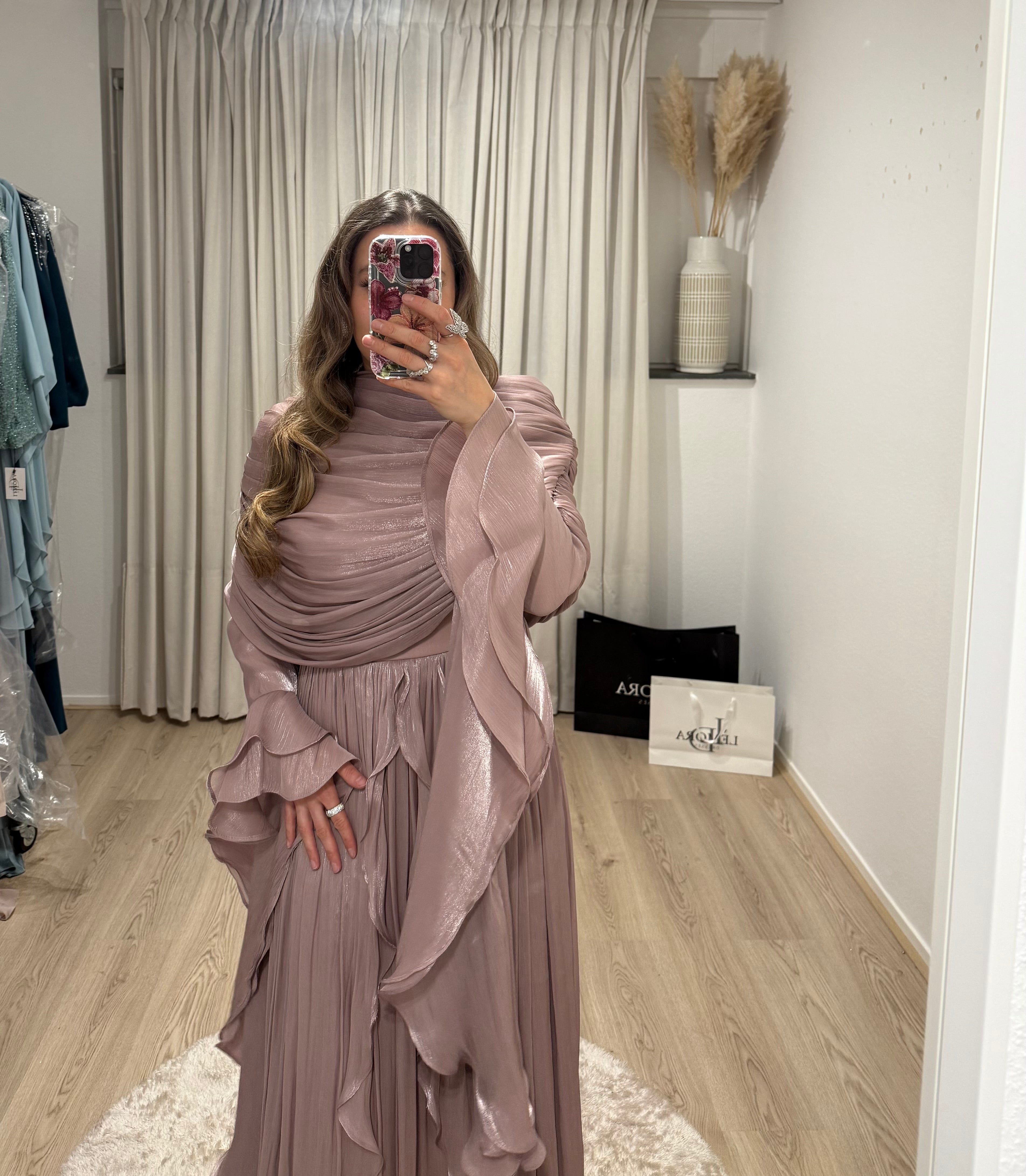 Lèmora Dresses