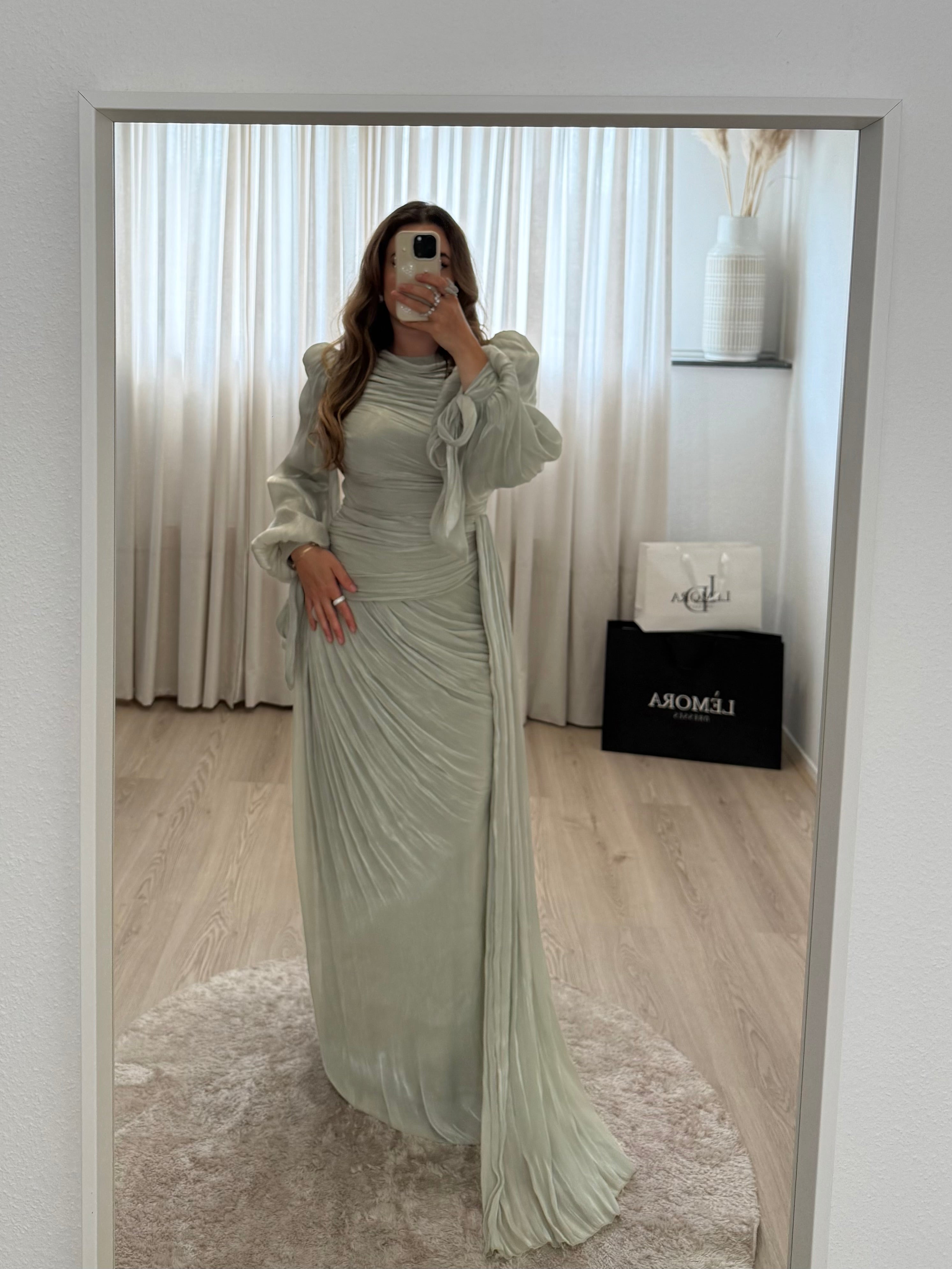 Lèmora Dresses