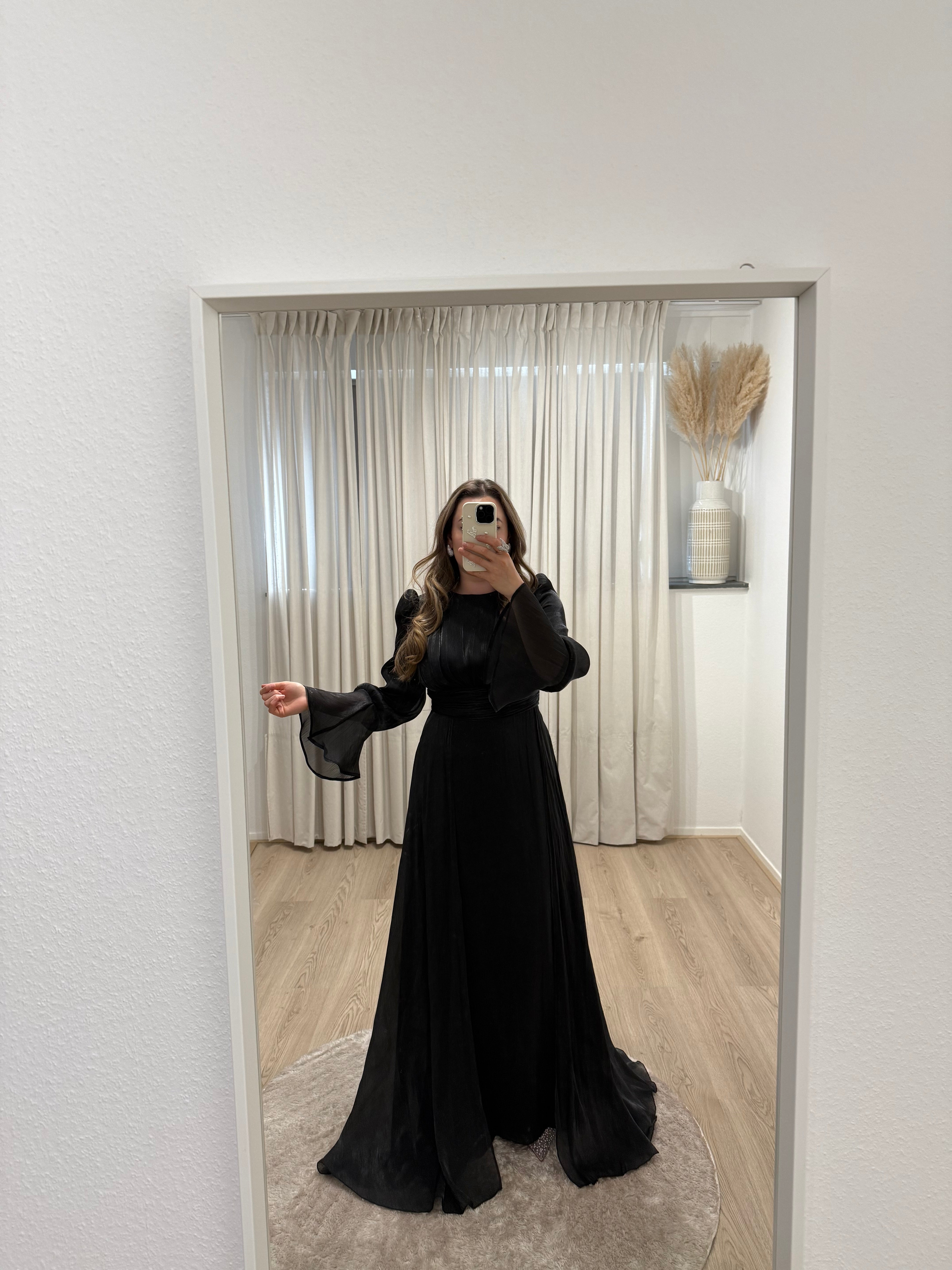 Lèmora Dresses