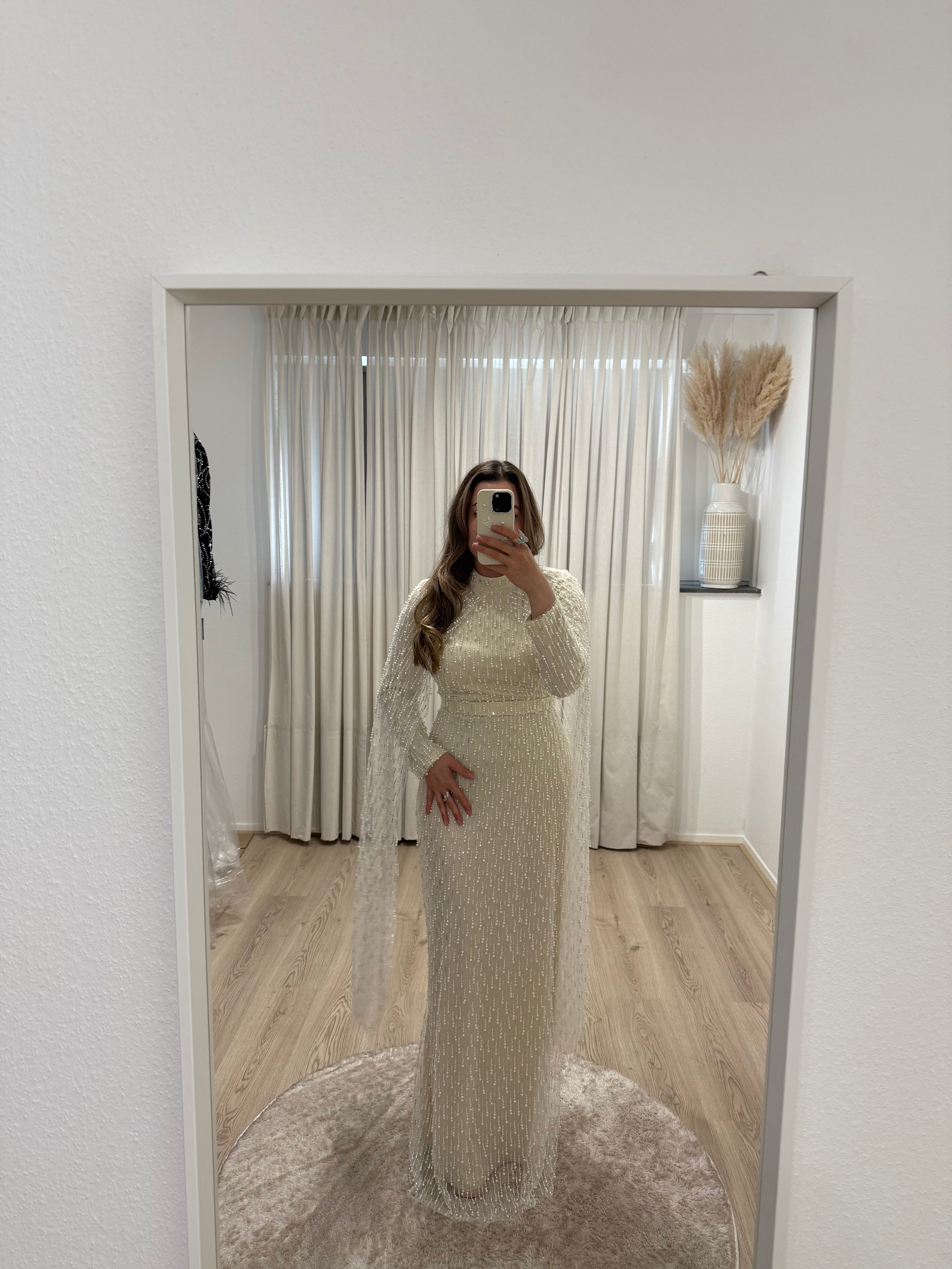 Lèmora Dresses