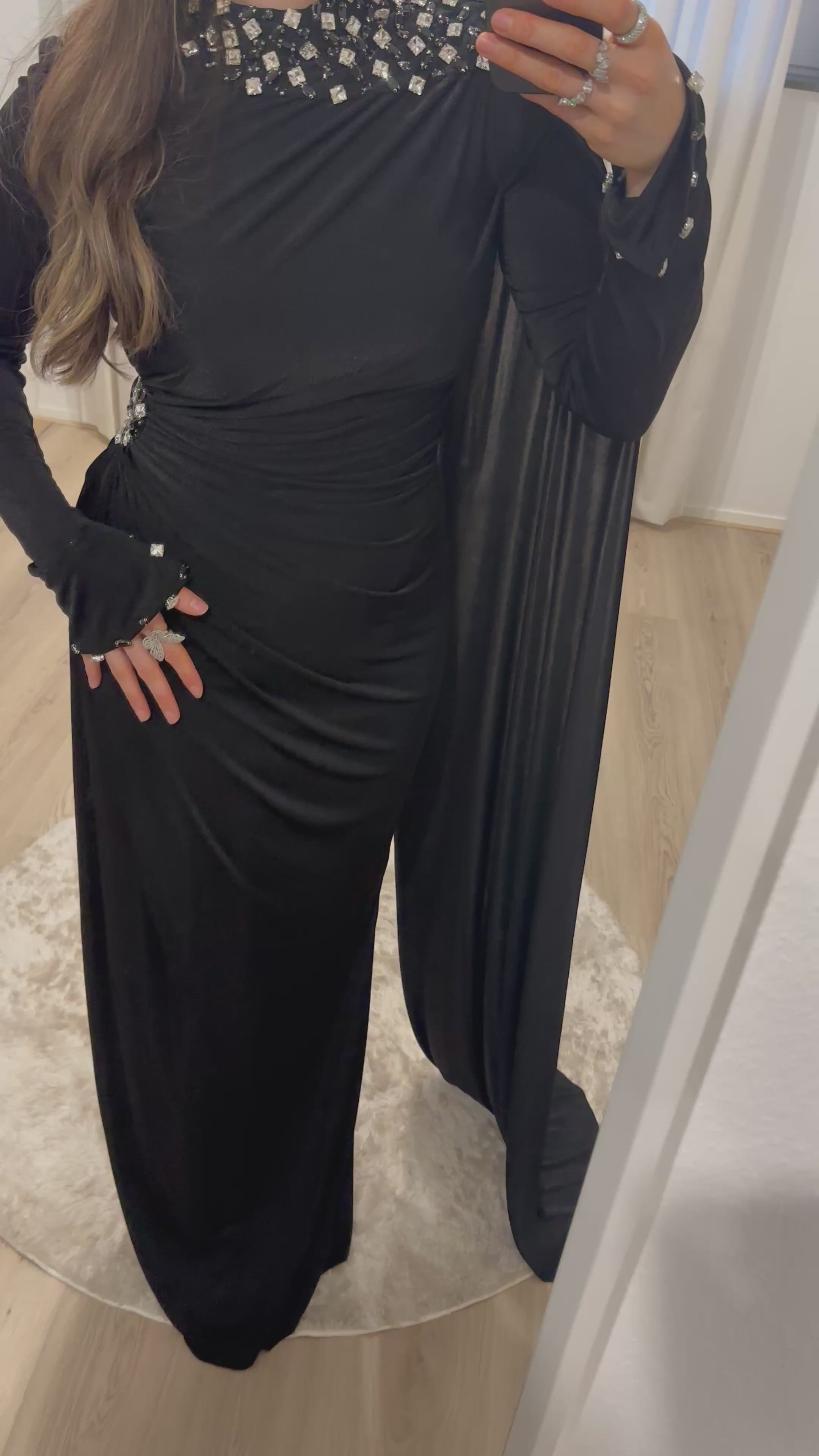 ELEYSA KLEID 