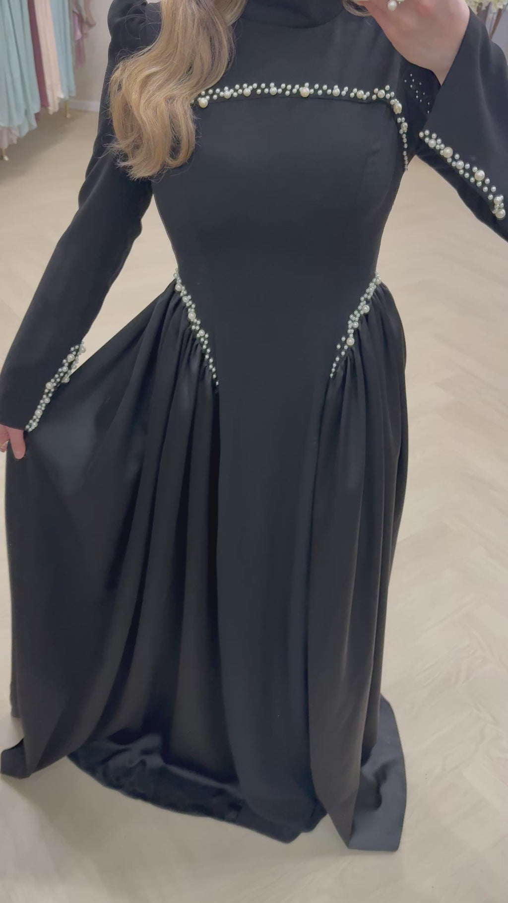 LARIN DRESS